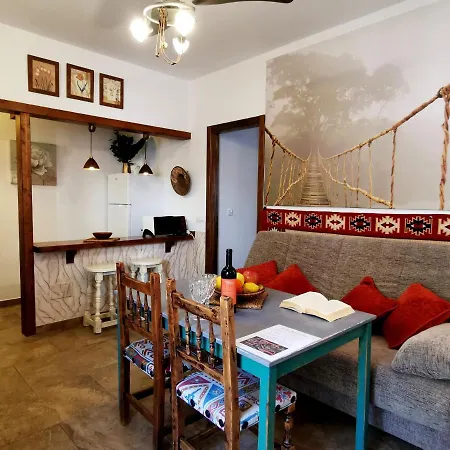 Alma Y Montana Apartment *